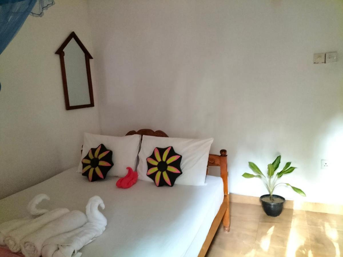 Sanjana Home Stay Habarana Exterior photo